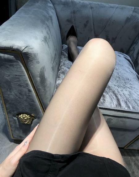 欧美情趣丝袜走秀视频_BD高清完整版播放