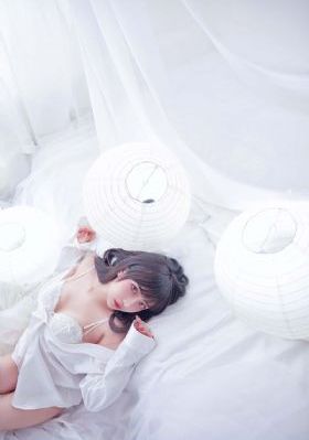 美女跪着洗澡打一个成语是什么_高清蓝光在线观看