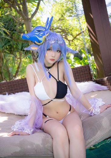在线伊人国产制服_蓝光免费在线播放